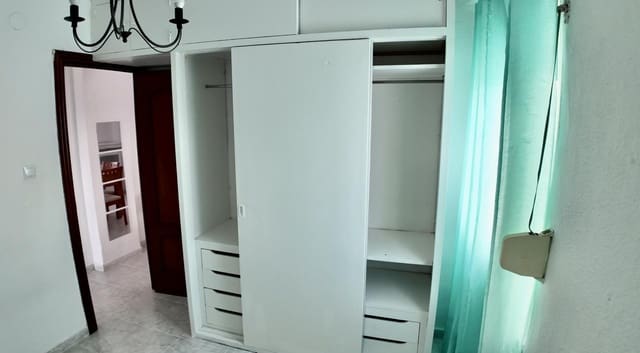 Apartamento de 2 habitaciones en Plaza de Toros, Marbella en venta - 223.500 € (Ref: 9114313)