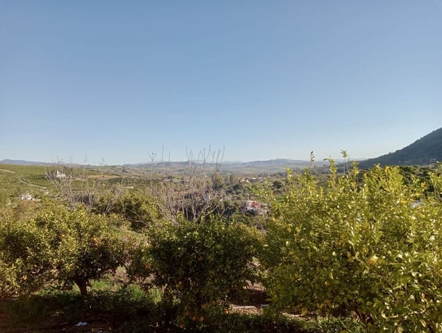 Grunde uden byggetilladelser til salg i Coín - € 200.000 (Ref: 9114314)