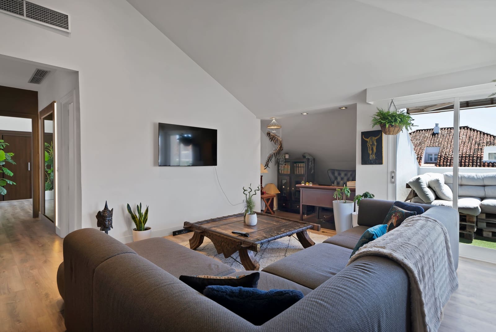 Ático de 2 habitaciones en Marbella en venta con piscina - 650.000 € (Ref: 9116295)