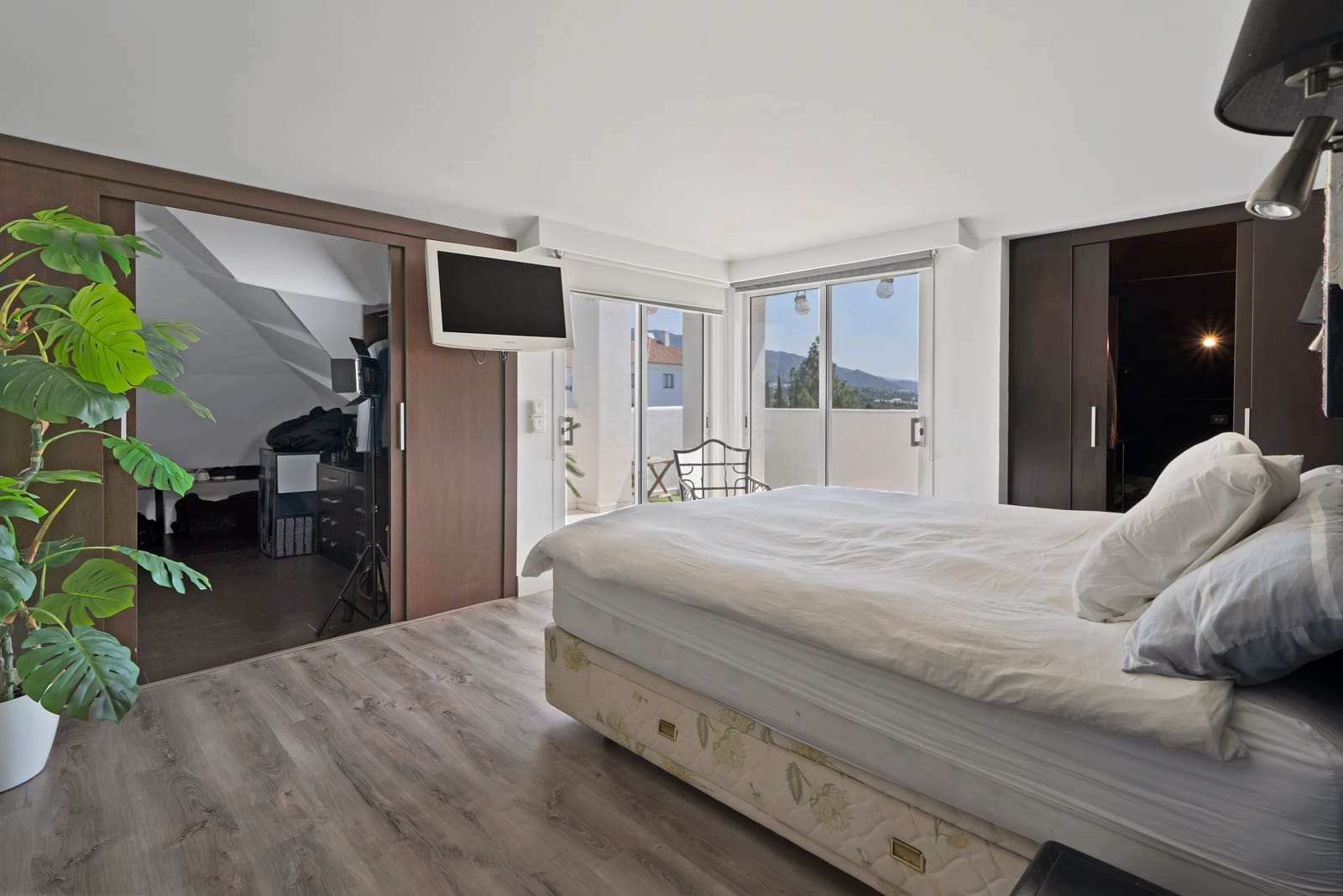 Ático de 2 habitaciones en Marbella en venta con piscina - 650.000 € (Ref: 9116295)