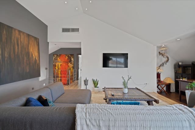 2 slaapkamer Penthouse te koop in Marbella met zwembad - € 650.000 (Ref: 9116295)