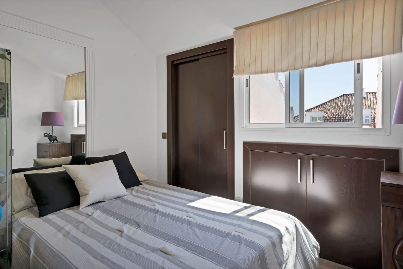 2 sypialnia Penthouse na sprzedaż w Marbella z basenem - 650 000 € (Ref: 9116295)