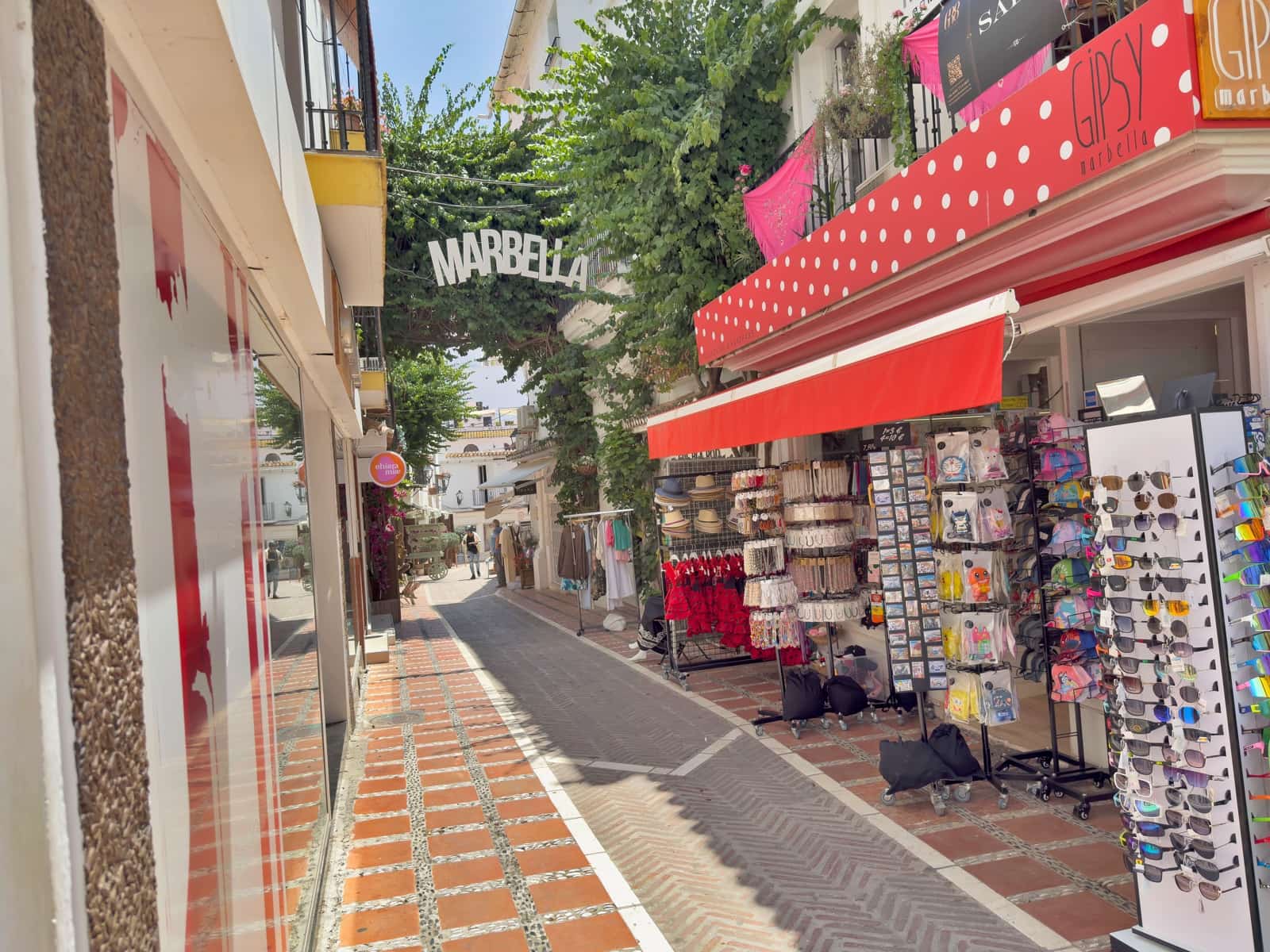 6 soveværelse Erhverv til salg i Marbella - € 990.000 (Ref: 9118896)