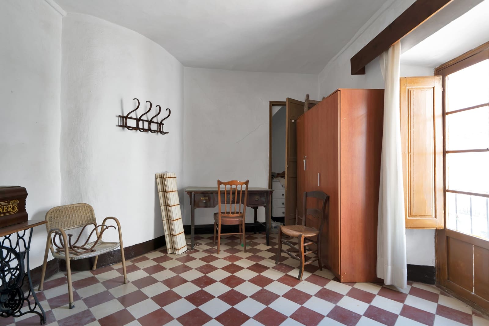 6 soveværelse Erhverv til salg i Marbella - € 990.000 (Ref: 9118896)