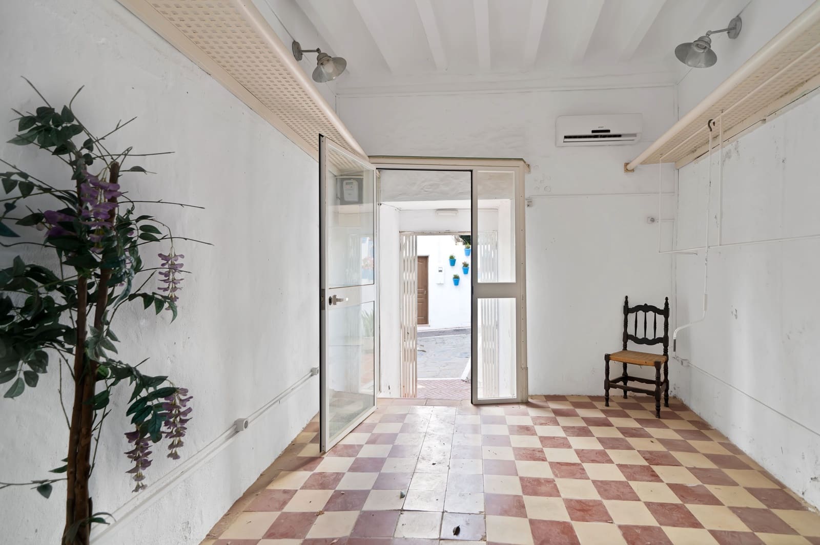 6 soveværelse Erhverv til salg i Marbella - € 990.000 (Ref: 9118896)