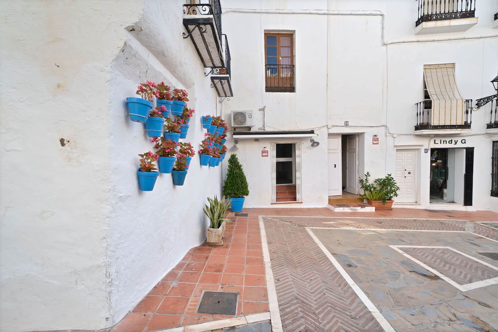 6 soveværelse Erhverv til salg i Marbella - € 990.000 (Ref: 9118896)