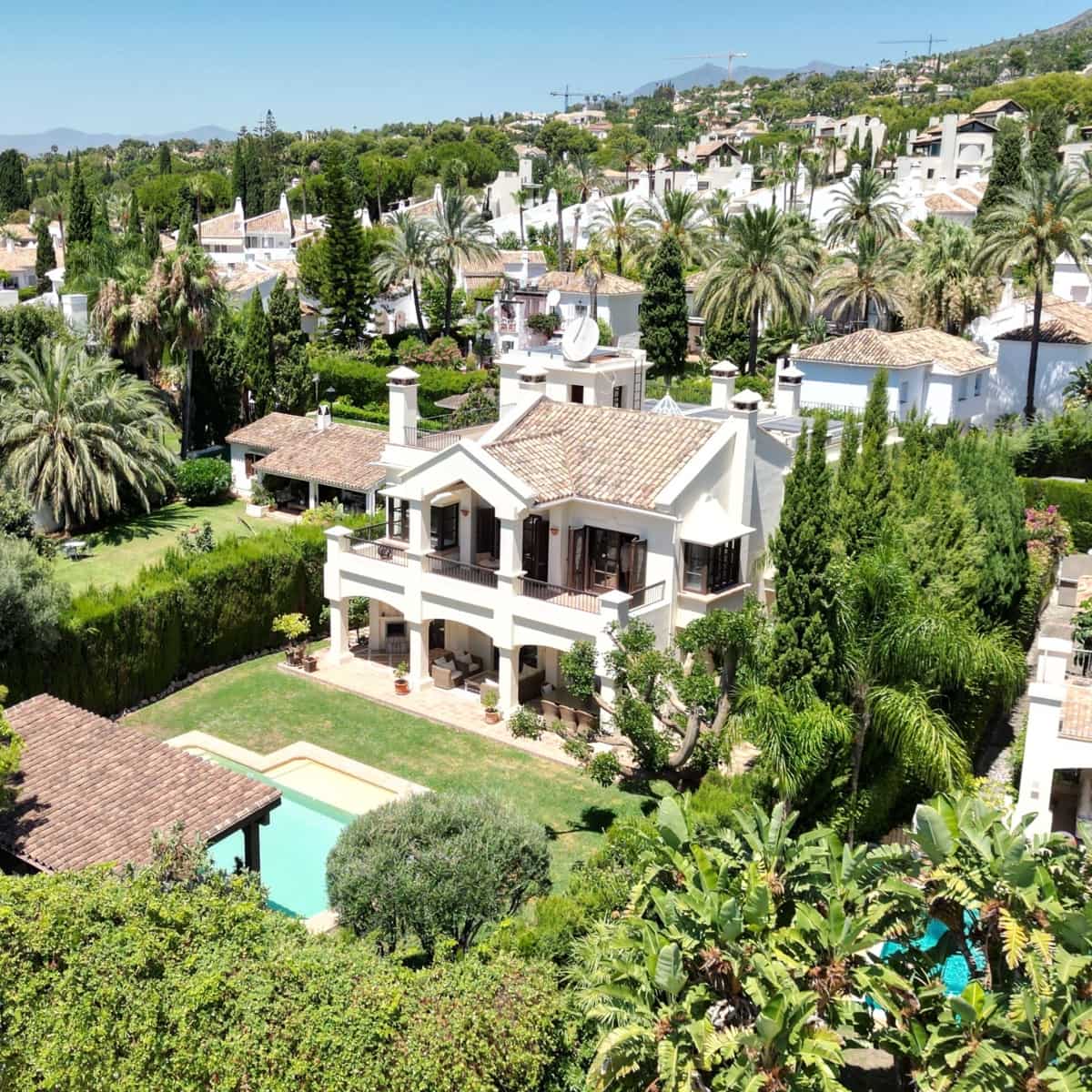 5 sypialnia Willa na sprzedaż w Marbella z basenem - 4 500 000 € (Ref: 9125291)
