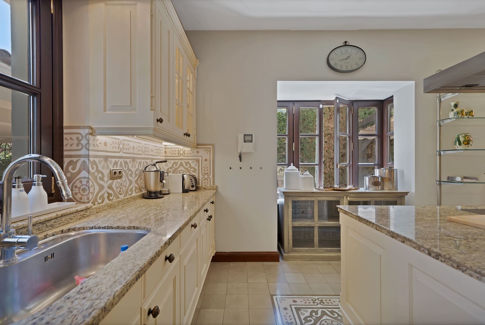 5 sypialnia Willa na sprzedaż w Marbella z basenem - 4 500 000 € (Ref: 9125291)