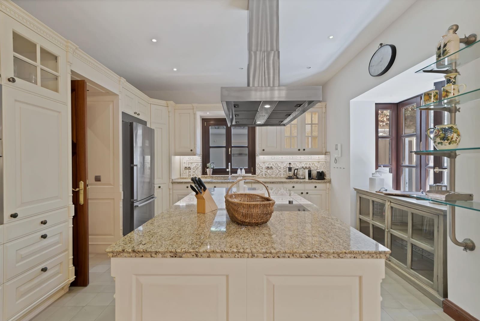 5 chambre Villa/Maison à vendre à Marbella avec piscine - 4 500 000 € (Ref: 9125291)