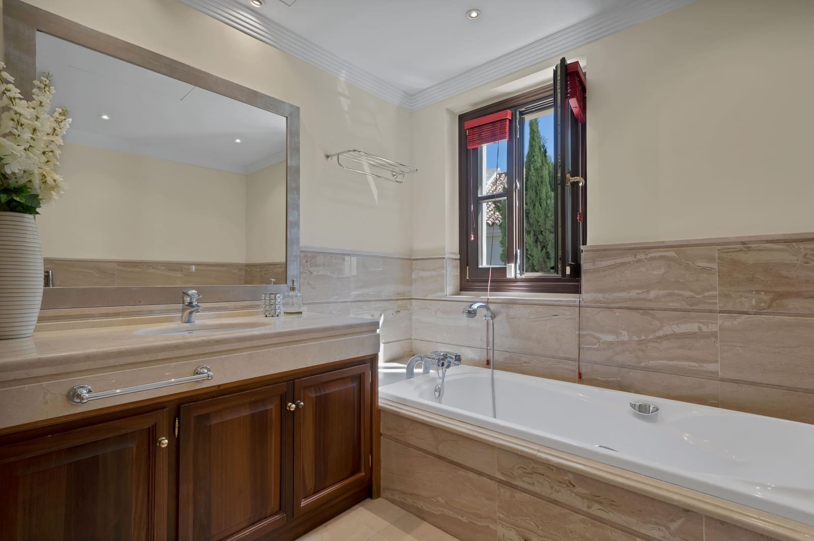 5 chambre Villa/Maison à vendre à Marbella avec piscine - 4 500 000 € (Ref: 9125291)