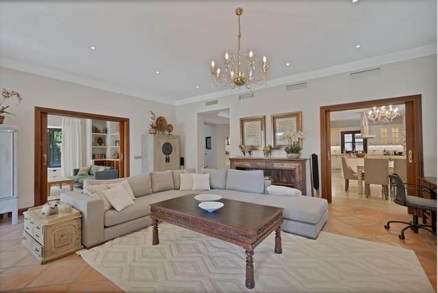 5 slaapkamer Villa te koop in Marbella met zwembad garage - € 4.195.000 (Ref: 9125291)