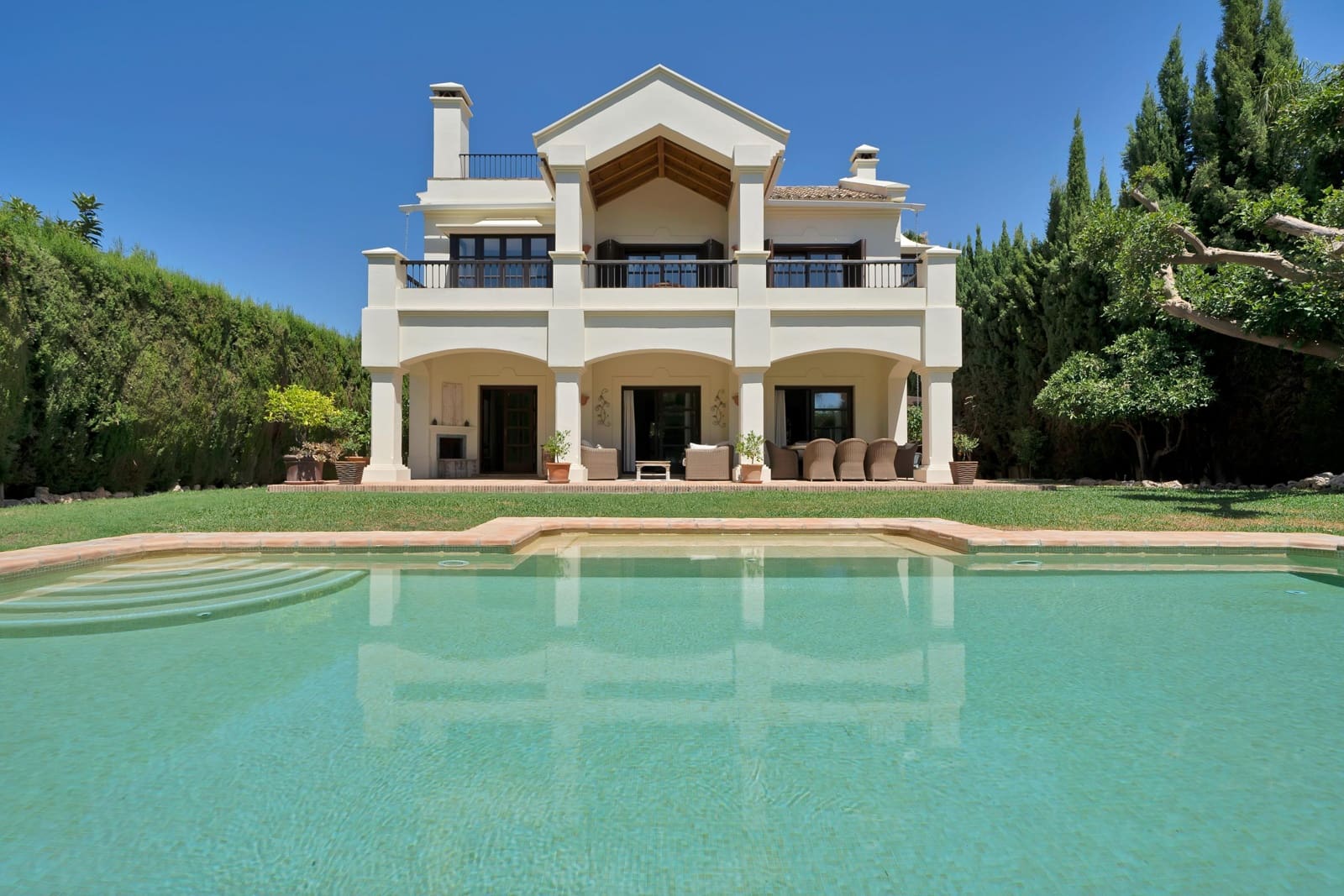 5 slaapkamer Villa te koop in Marbella met zwembad garage - € 4.195.000 (Ref: 9125291)