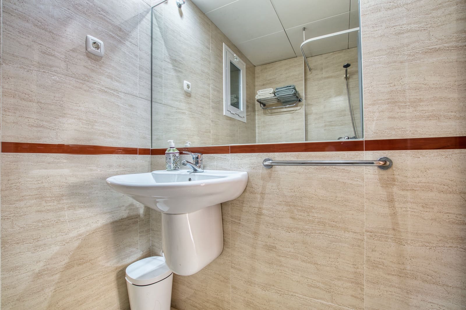 Apartment for sale in Rincon de la Victoria - € 165,000 (Ref: 9125292)