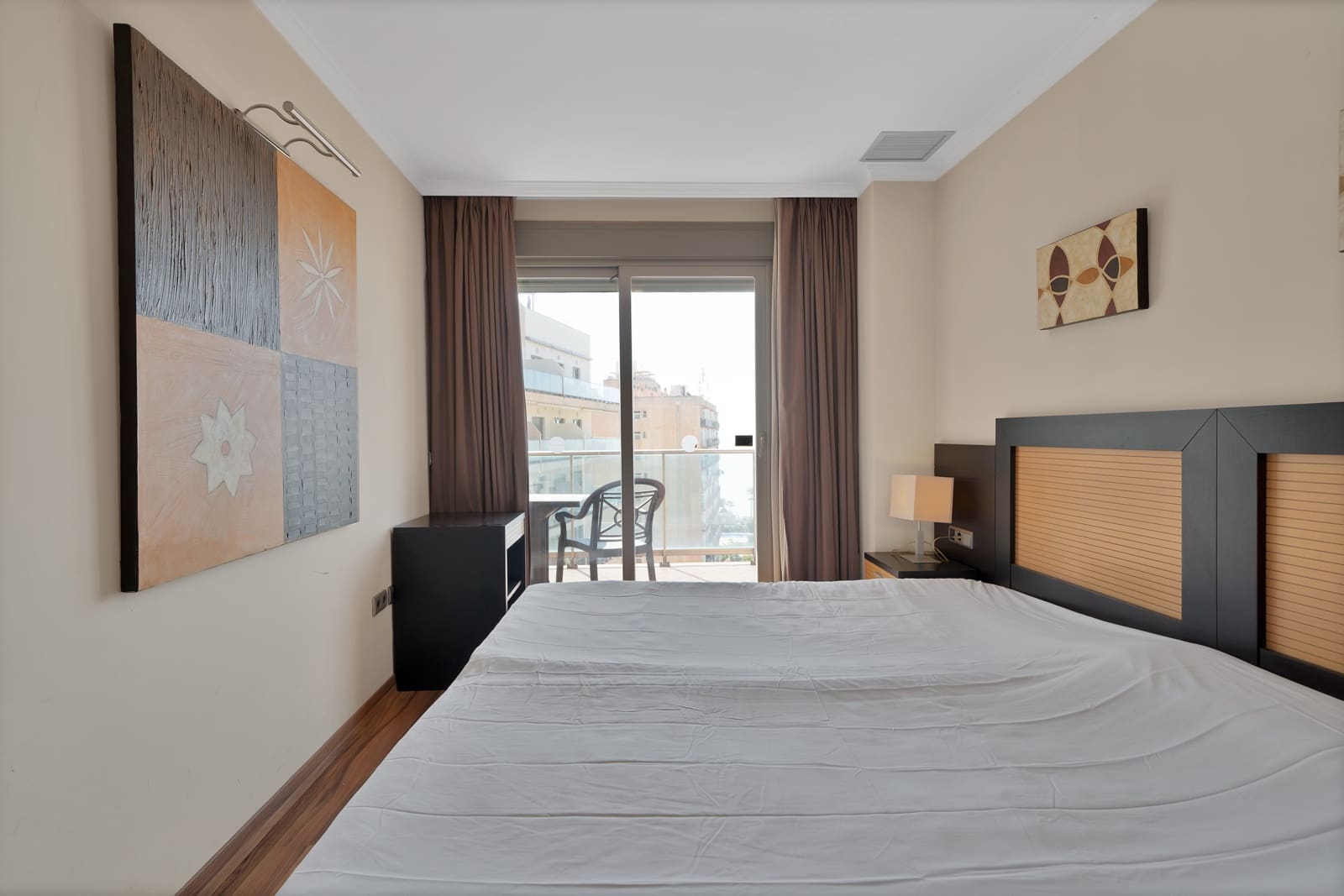 1 soveværelse Lejlighed til salg i Torrequebrada med swimmingpool - € 365.000 (Ref: 9132577)