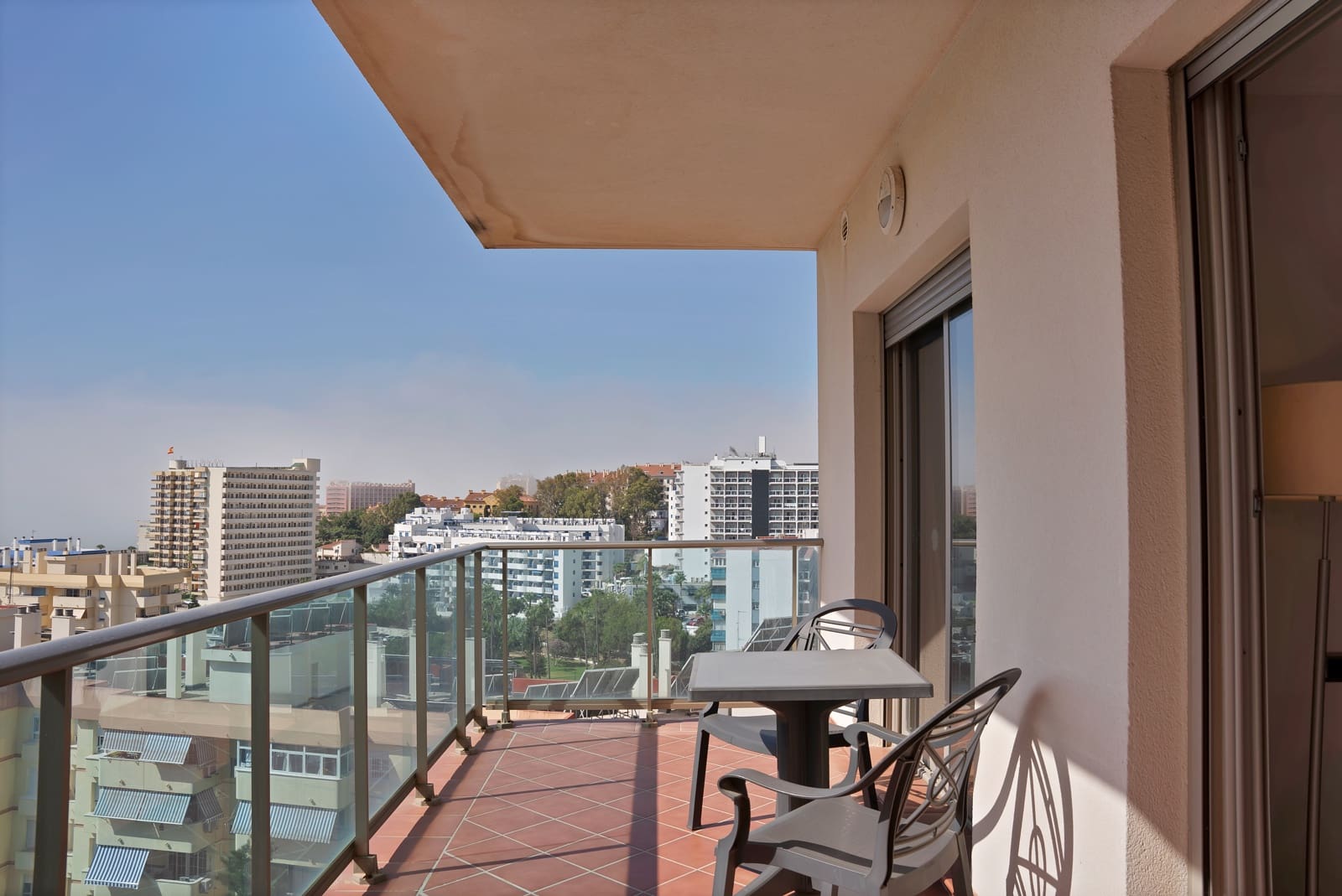 1 soveværelse Lejlighed til salg i Torrequebrada med swimmingpool - € 365.000 (Ref: 9132577)