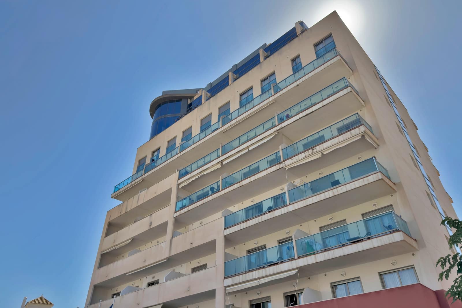 1 soveværelse Lejlighed til salg i Torrequebrada med swimmingpool - € 365.000 (Ref: 9132577)