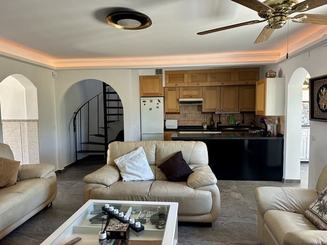 3 sypialnia Willa na sprzedaż w Manilva z basenem - 253 000 € (Ref: 9137334)