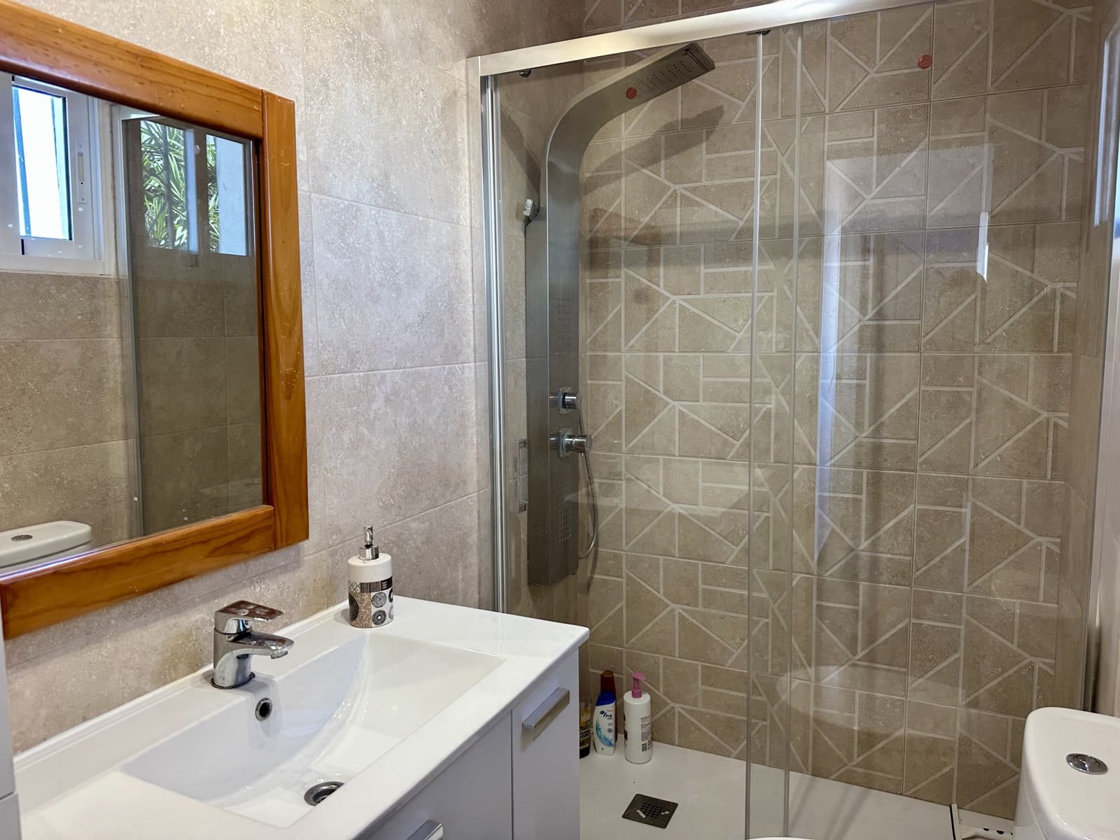 3 bedroom Villa for sale in Manilva with pool - € 253,000 (Ref: 9137334)