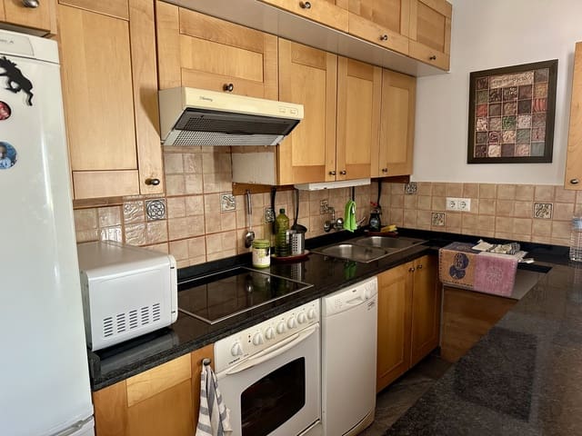 3 sypialnia Willa na sprzedaż w Manilva z basenem - 253 000 € (Ref: 9137334)