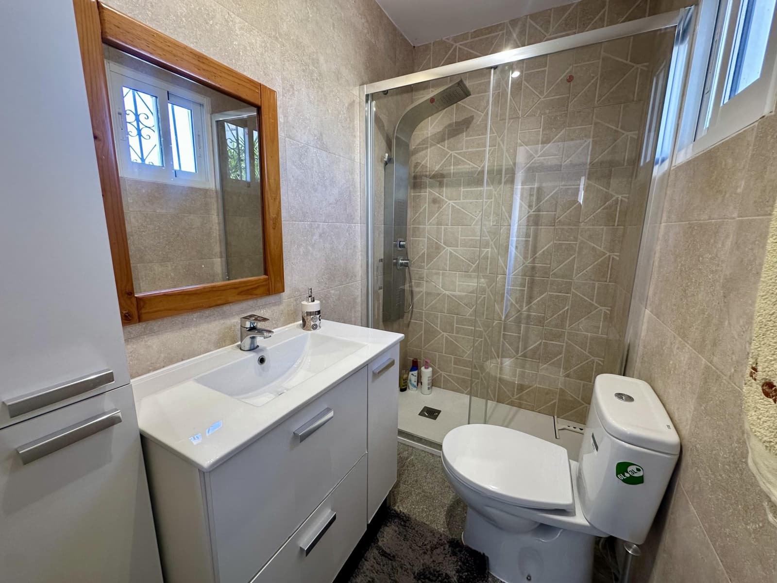 3 bedroom Terraced Villa for sale in Manilva with pool - € 253,000 (Ref: 9137334)