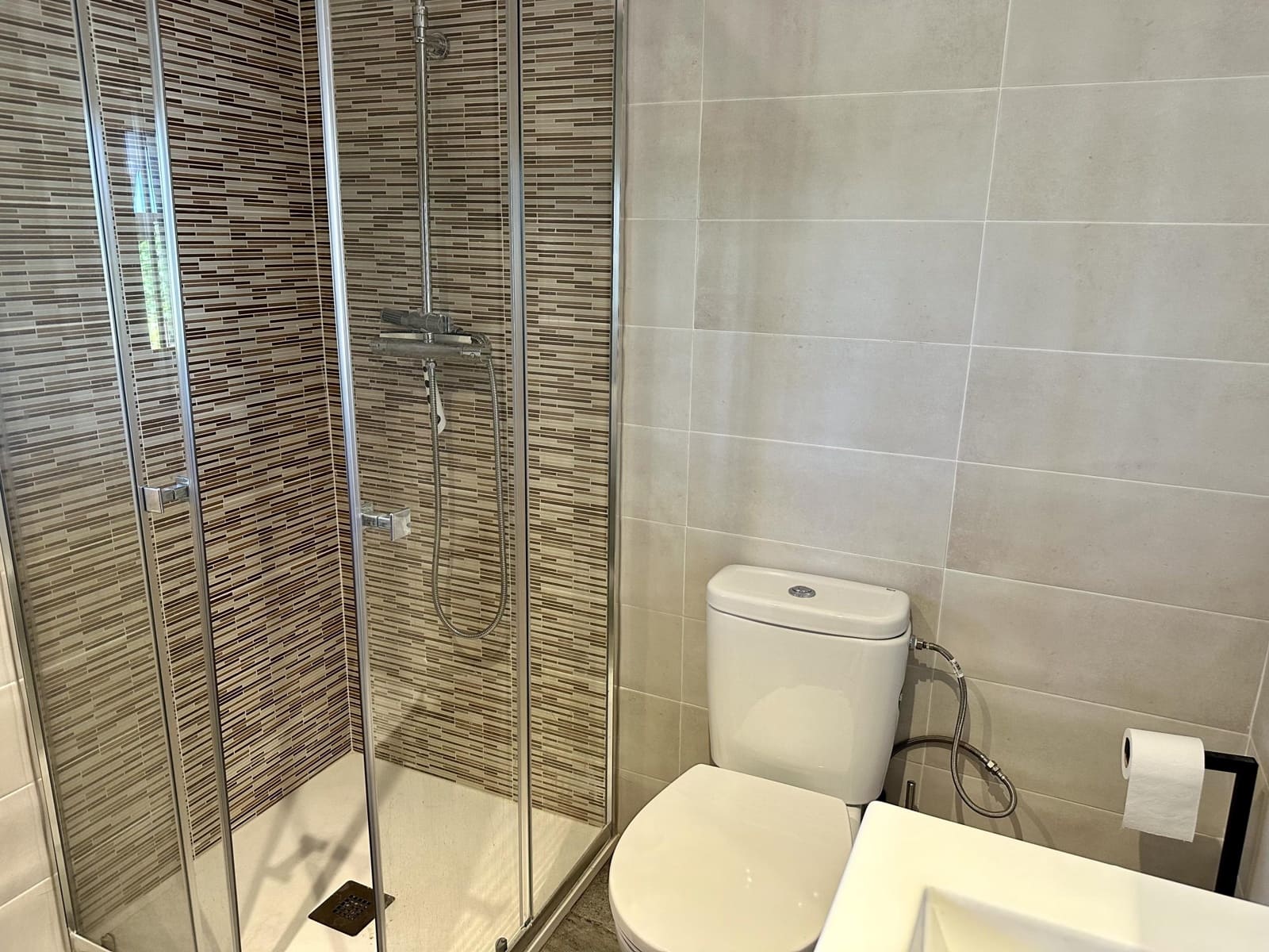 3 bedroom Terraced Villa for sale in Manilva with pool - € 253,000 (Ref: 9137334)