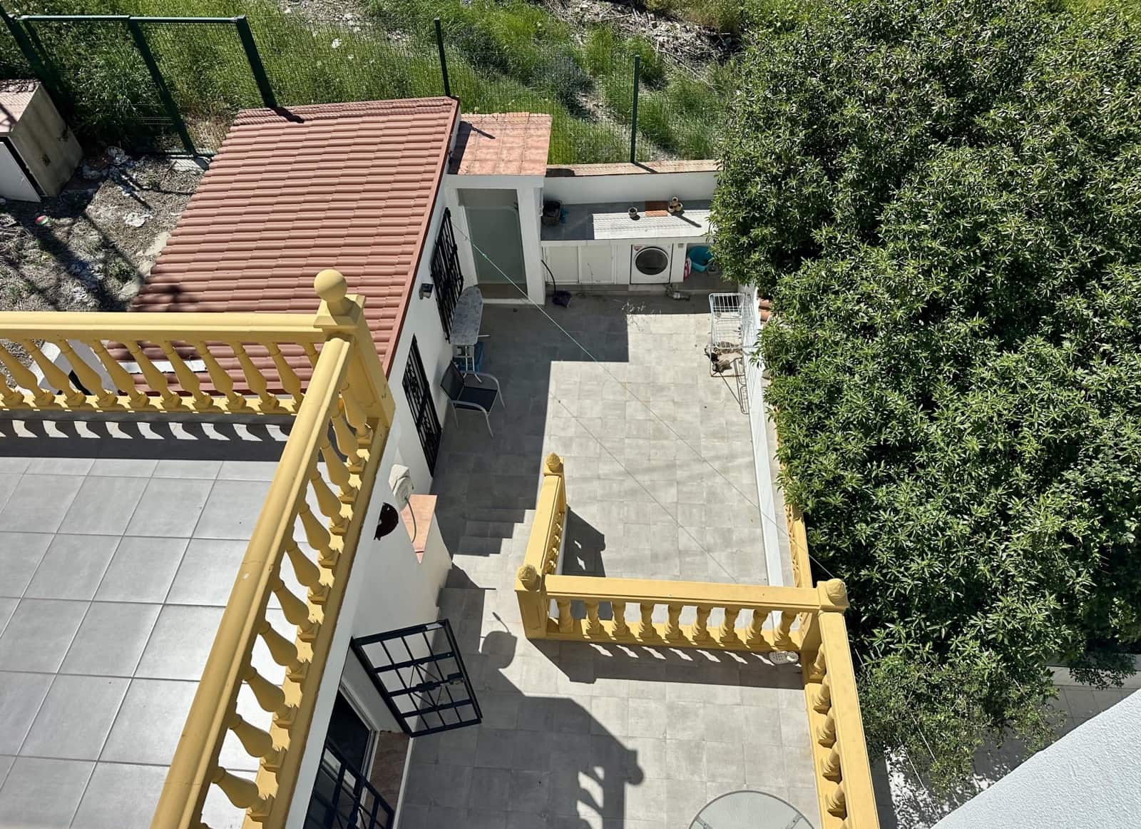 3 soveværelse Rækkehus til salg i Manilva med swimmingpool - € 225.000 (Ref: 9137334)