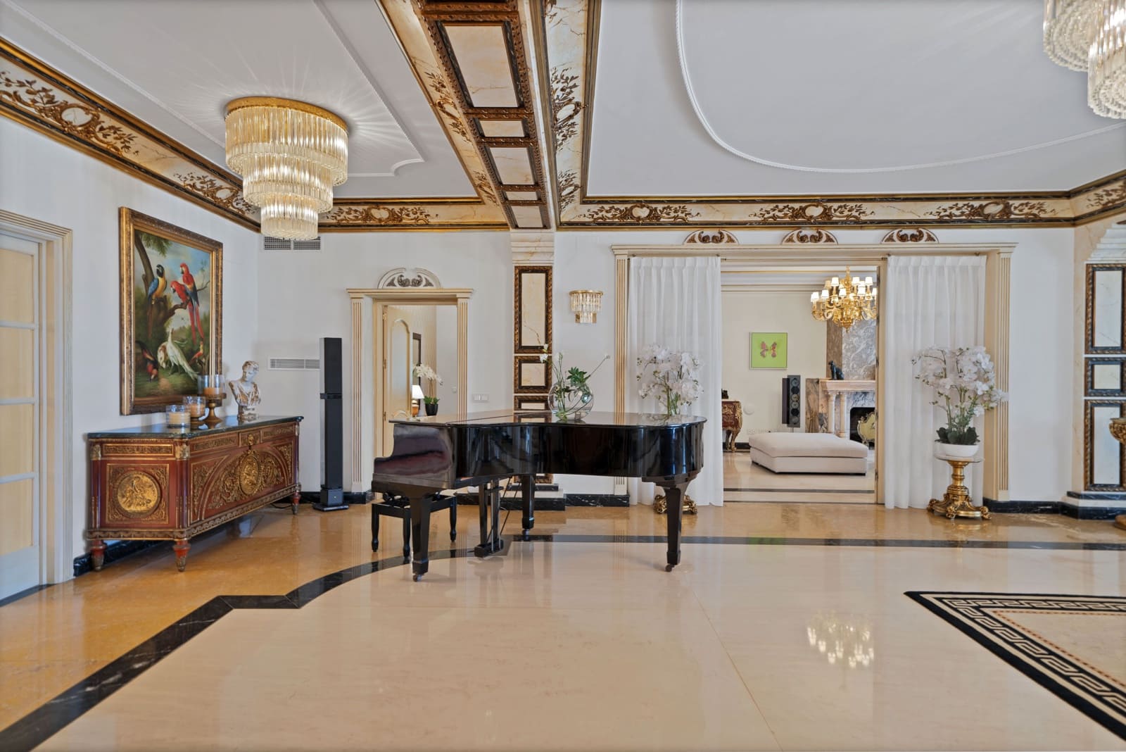 10 soveværelse Villa til leje i Puerto Banus med swimmingpool - € 30.000 (Ref: 9137335)