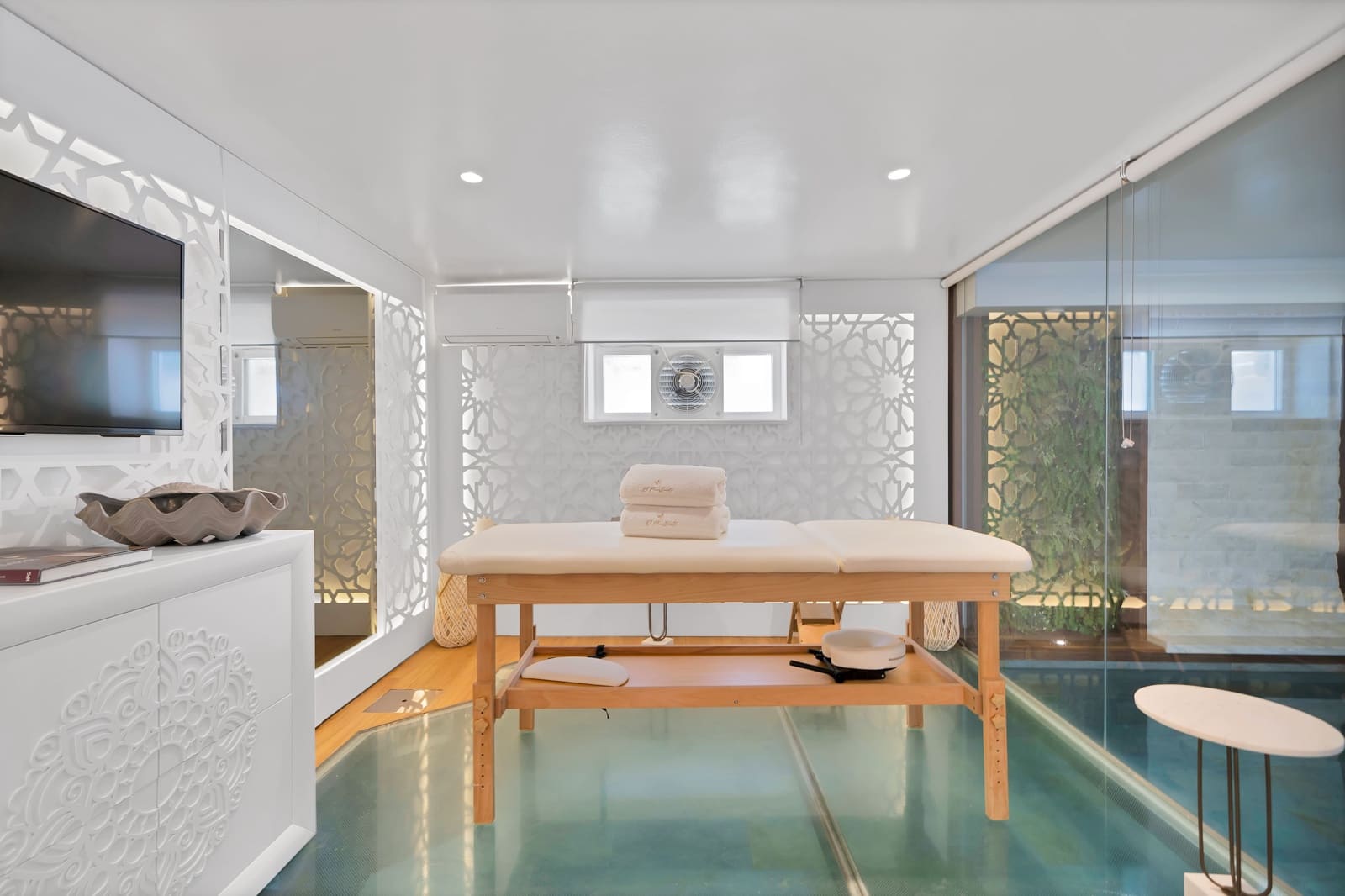 10 soveværelse Villa til leje i Puerto Banus med swimmingpool - € 30.000 (Ref: 9137335)