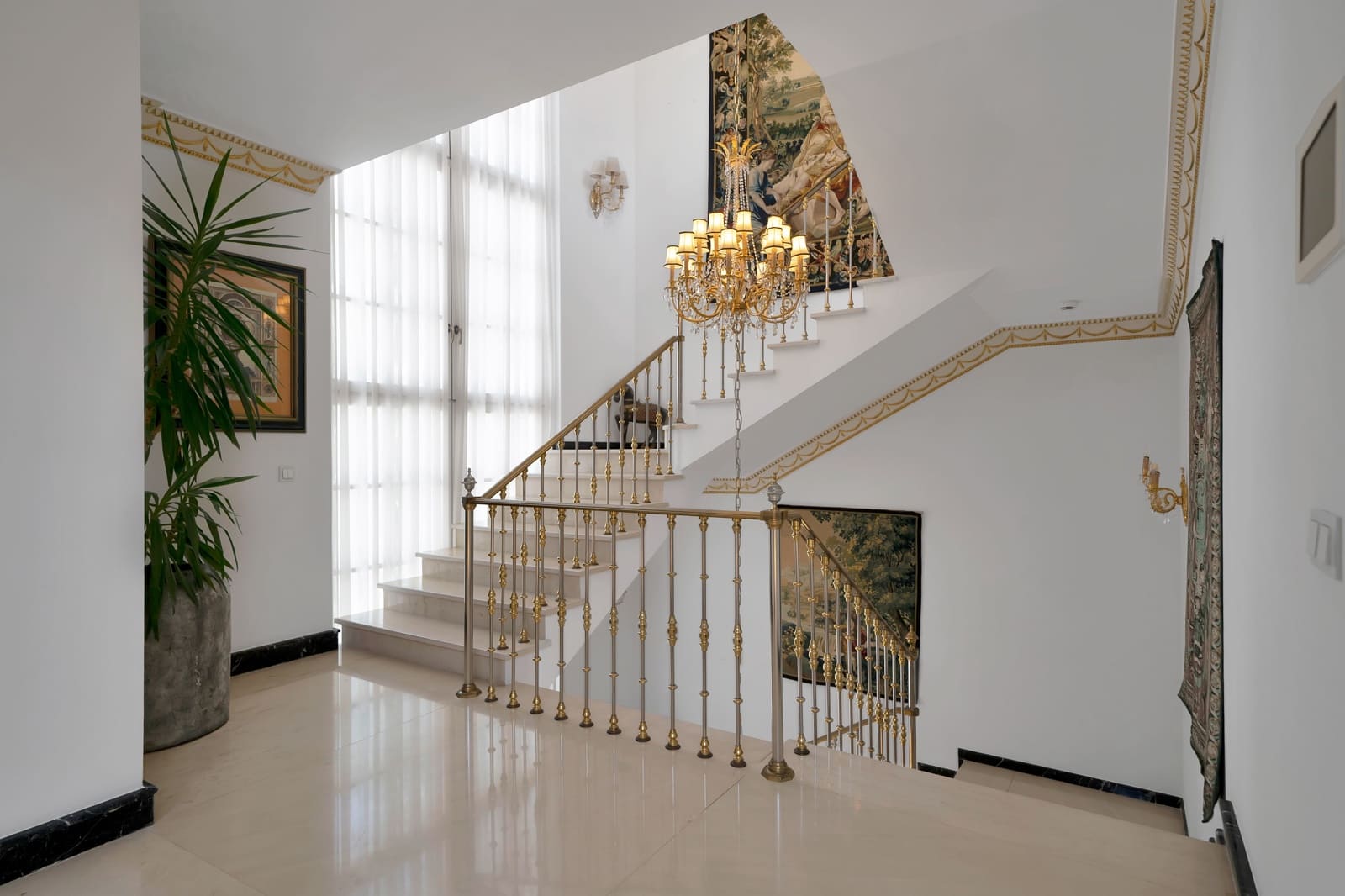 10 soveværelse Villa til leje i Puerto Banus med swimmingpool - € 30.000 (Ref: 9137335)