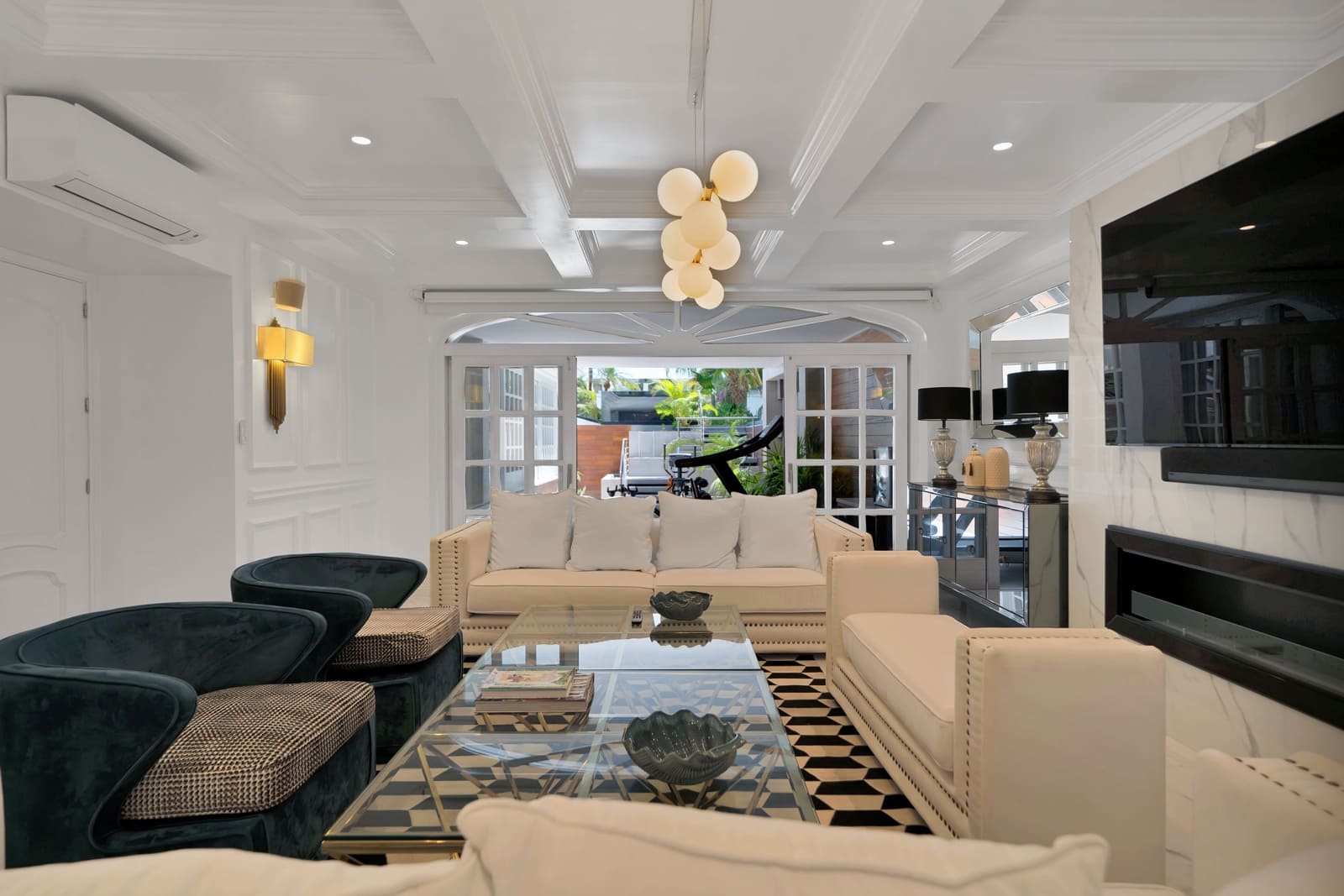 10 soveværelse Villa til leje i Puerto Banus med swimmingpool - € 30.000 (Ref: 9137335)