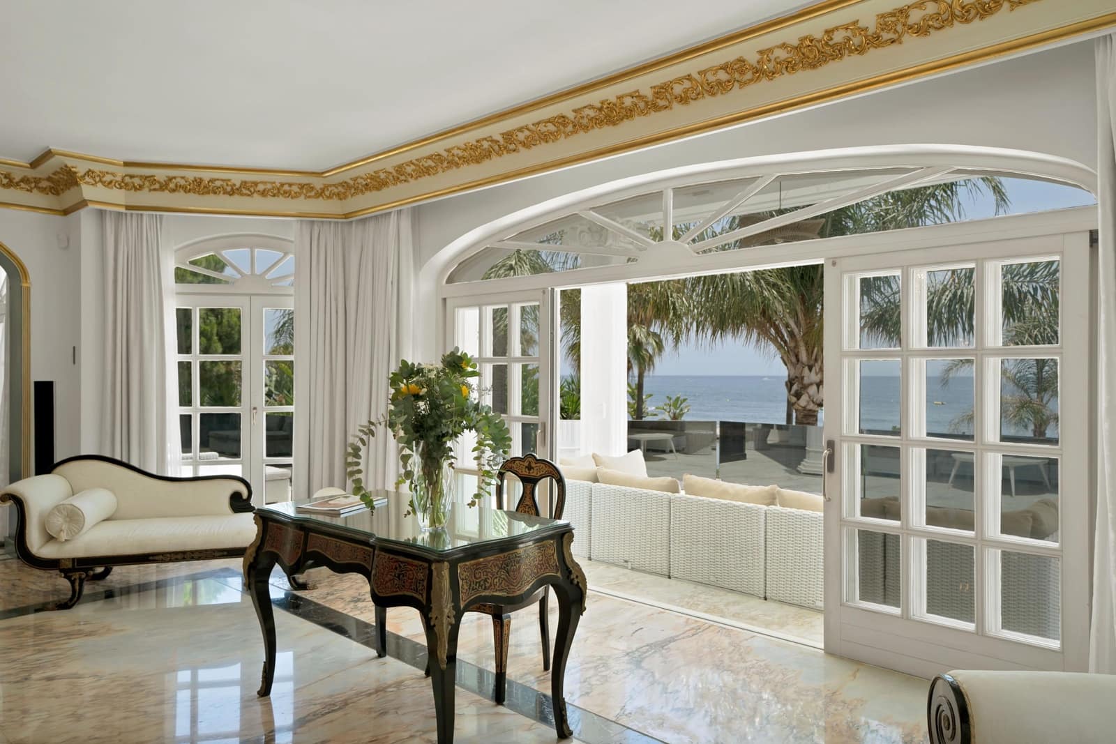 10 soveværelse Villa til leje i Puerto Banus med swimmingpool - € 30.000 (Ref: 9137335)
