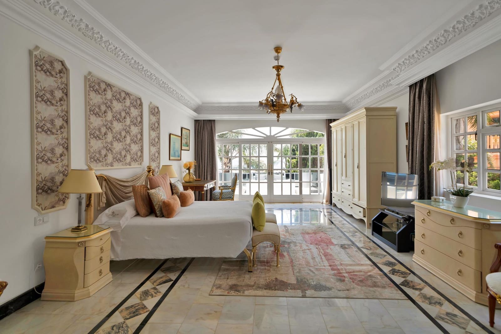 10 soveværelse Villa til leje i Puerto Banus med swimmingpool - € 30.000 (Ref: 9137335)