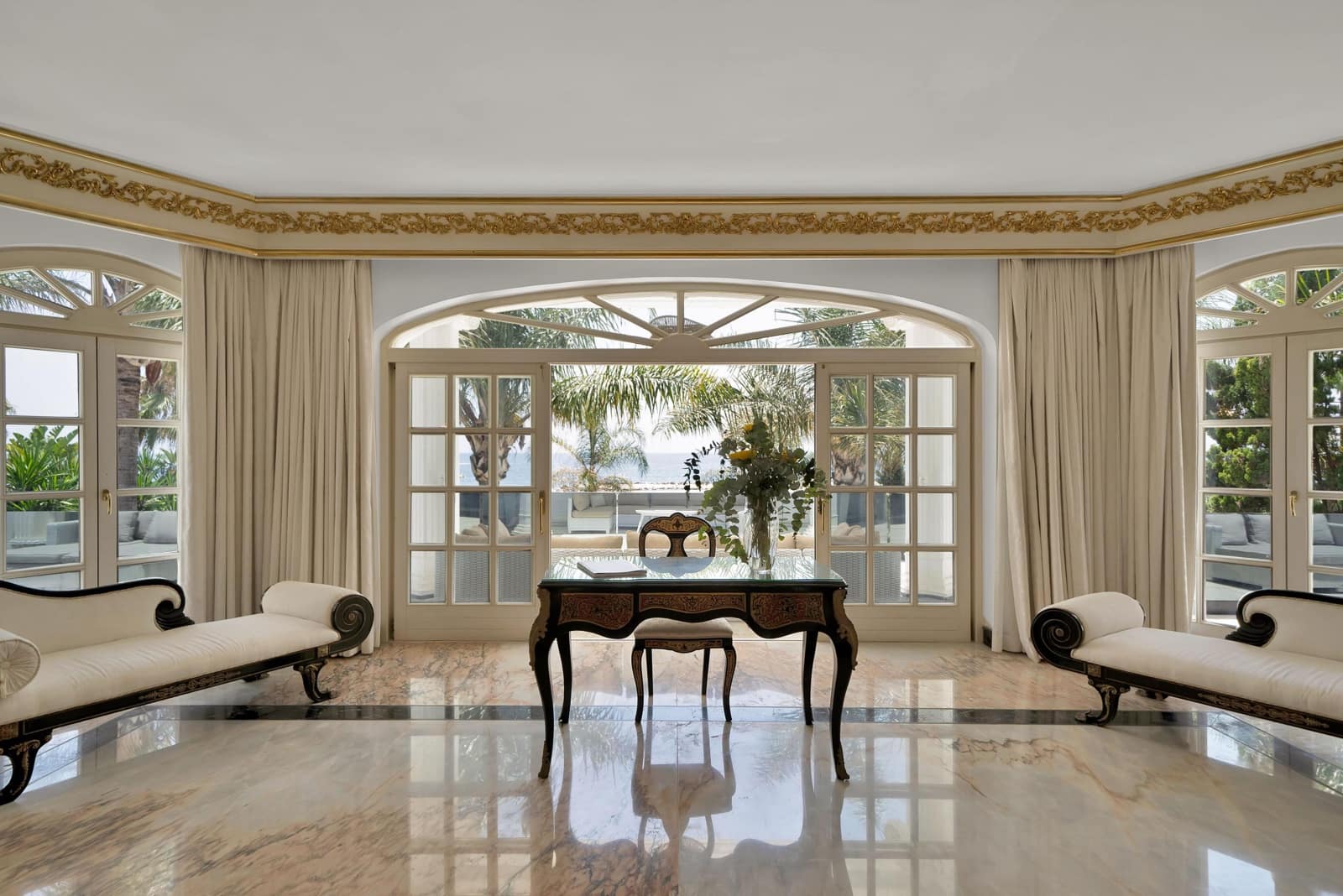 10 soveværelse Villa til leje i Puerto Banus med swimmingpool - € 30.000 (Ref: 9137335)