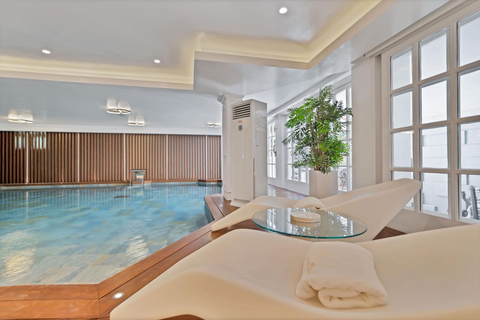 10 soveværelse Villa til leje i Puerto Banus med swimmingpool - € 30.000 (Ref: 9137335)