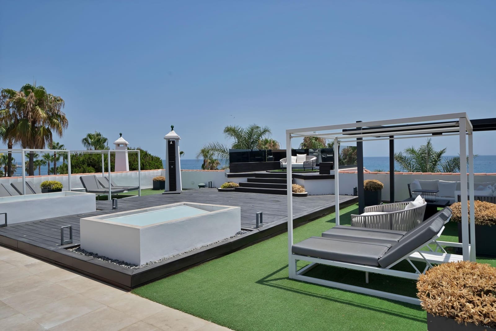10 soveværelse Villa til leje i Puerto Banus med swimmingpool - € 30.000 (Ref: 9137335)
