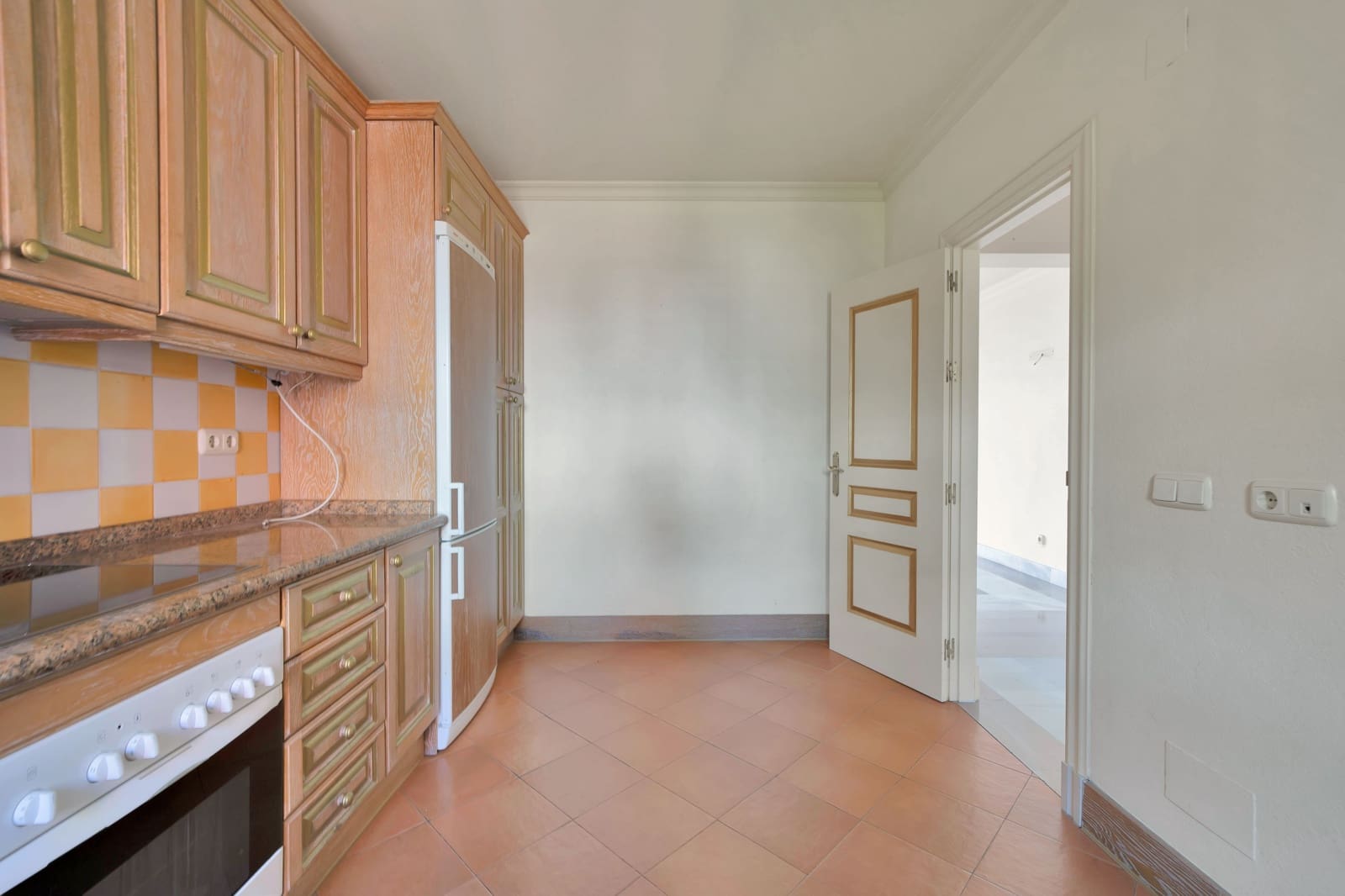 2 bedroom Apartment for sale in La Quinta with pool - € 559,000 (Ref: 9141762)