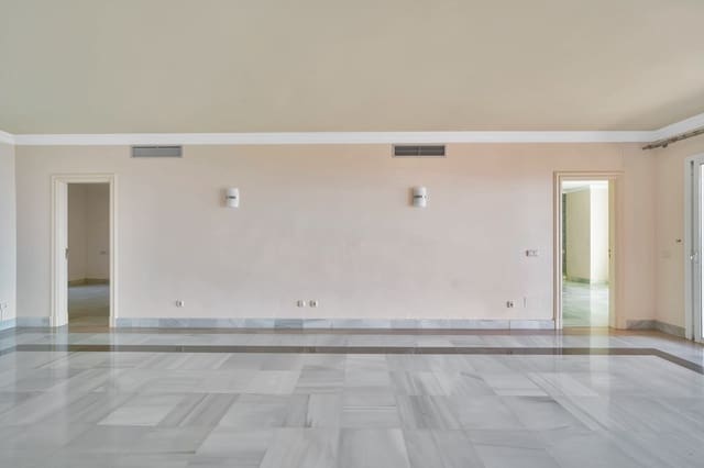 2 quarto Apartamento para venda em La Quinta, Benahavís com piscina - 559 000 € (Ref: 9141762)