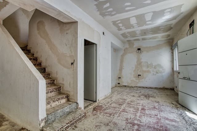 4 soveværelse Rækkehus til salg i Periana - € 78.900 (Ref: 9152398)