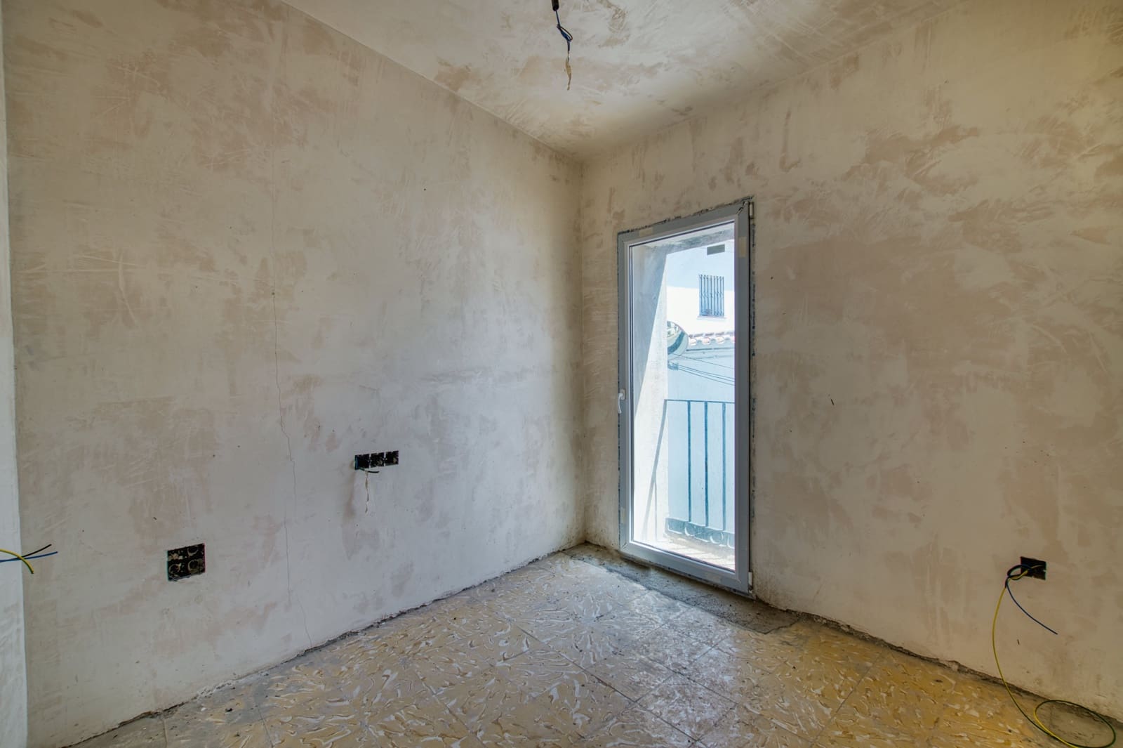 4 quarto Moradia em Banda para venda em Periana - 78 900 € (Ref: 9152398)