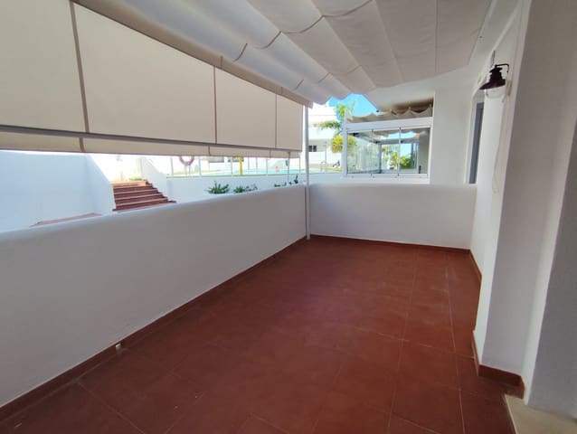 2 bedroom Apartment for rent in Estepona with pool - € 1,600 (Ref: 9159653)