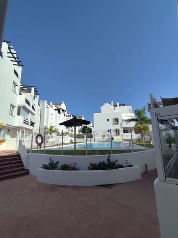 2 sovrum Lägenhet att hyra i Estepona med pool - 1 500 € (Ref: 9159653)
