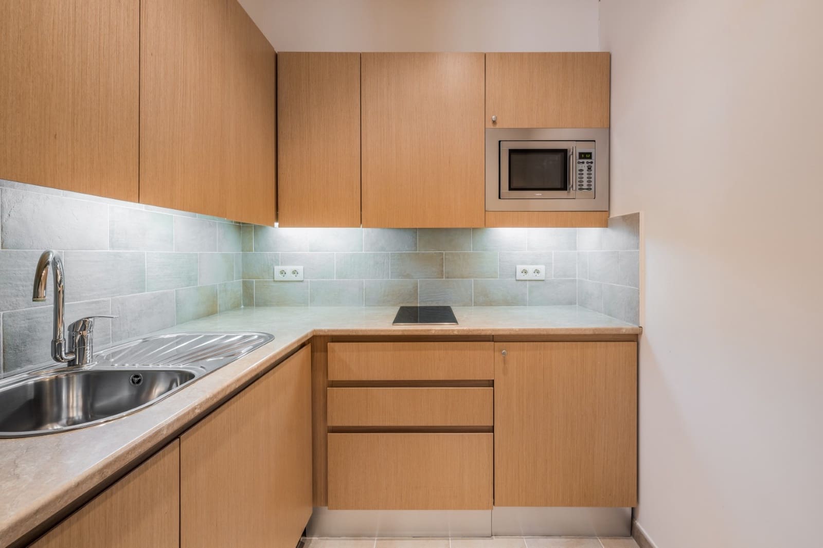 9 sypialnia Willa na sprzedaż w Ojen z basenem - 3 800 000 € (Ref: 9161200)