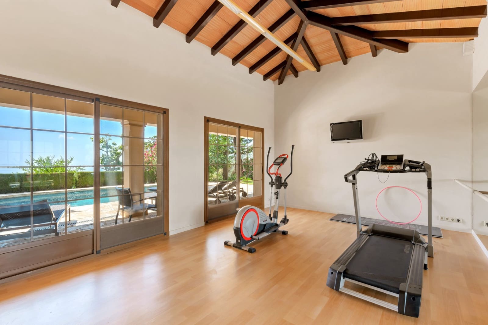 9 sypialnia Willa na sprzedaż w Ojen z basenem - 3 800 000 € (Ref: 9161200)