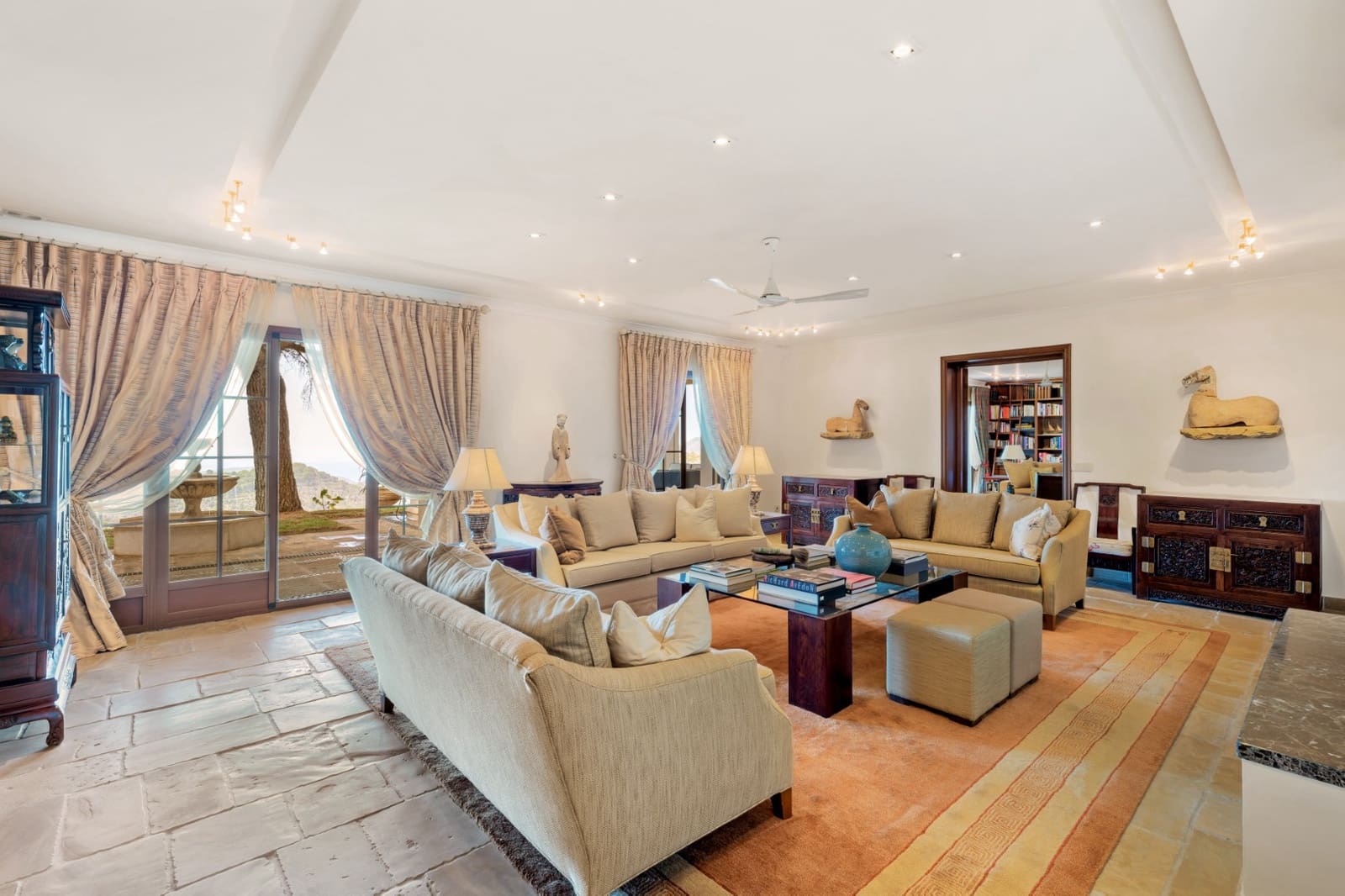 9 sypialnia Willa na sprzedaż w Ojen z basenem - 3 800 000 € (Ref: 9161200)