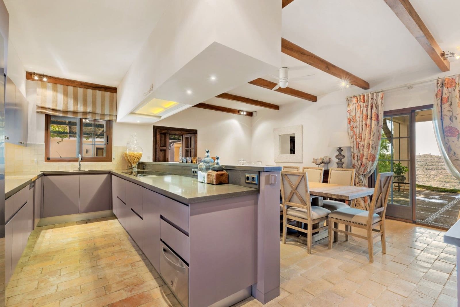 9 bedroom Villa for sale in Ojen with pool - € 3,800,000 (Ref: 9161200)