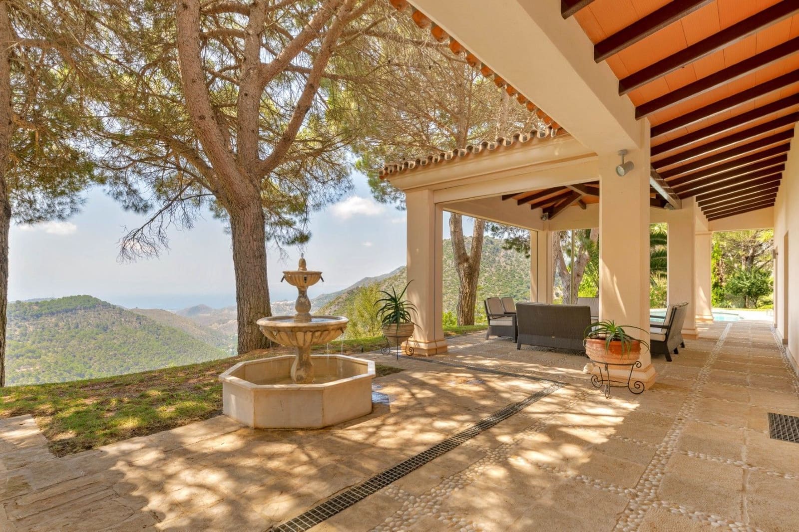 9 bedroom Villa for sale in Ojen with pool - € 3,800,000 (Ref: 9161200)