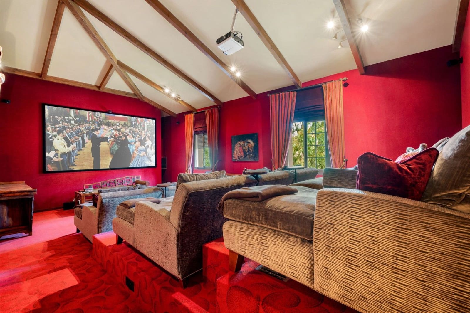 9 bedroom Villa for sale in Ojen with pool garage - € 3,800,000 (Ref: 9161200)