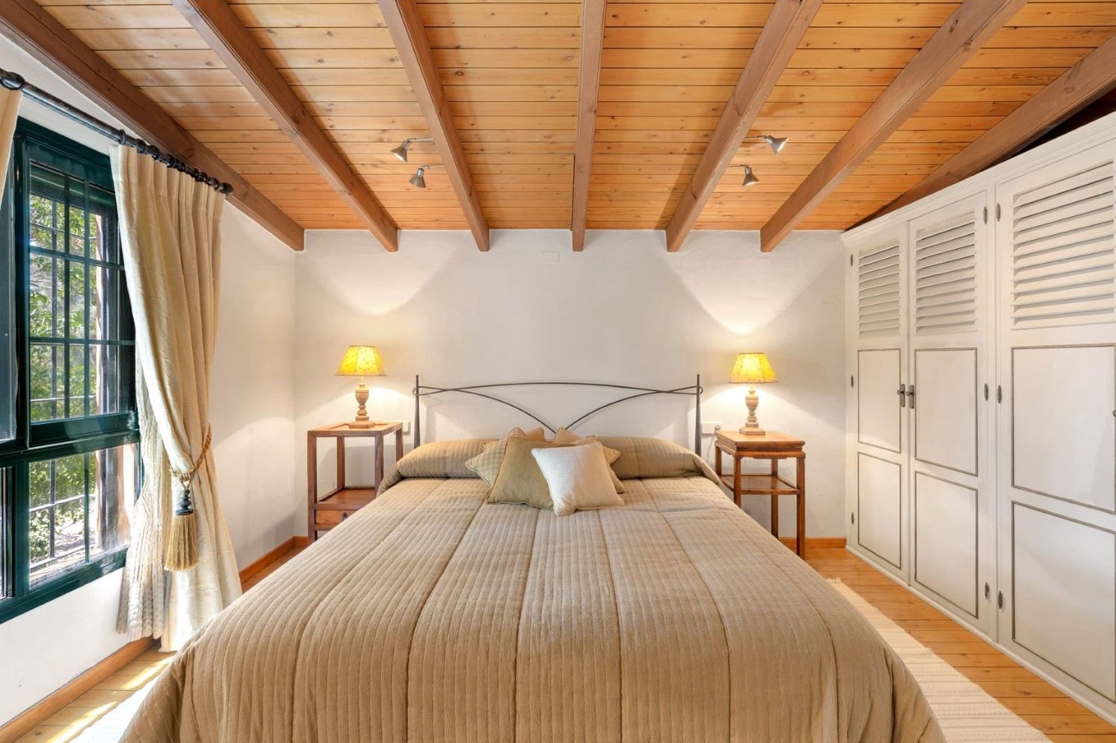 9 bedroom Villa for sale in Ojen with pool garage - € 3,800,000 (Ref: 9161200)