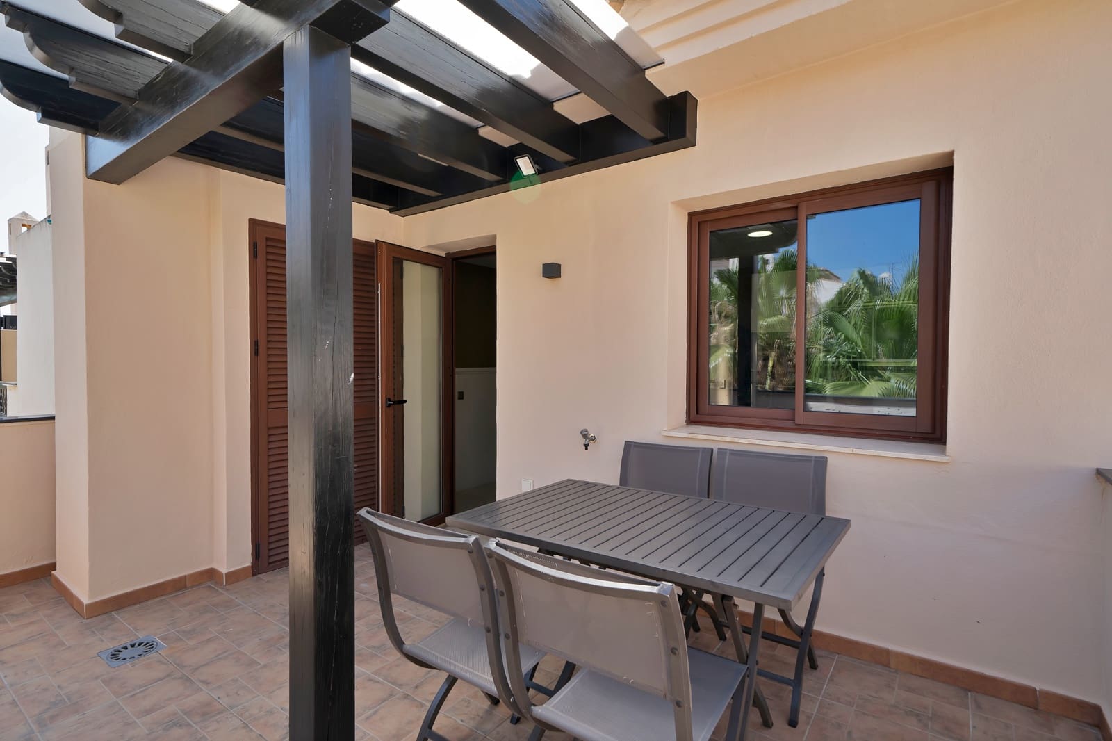 Ático de 3 habitaciones en Nueva Andalucia en venta - 1.550.000 € (Ref: 9165945)