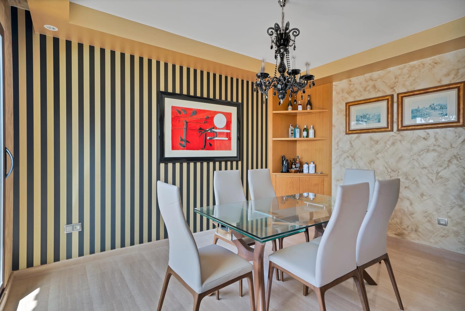 Ático de 3 habitaciones en Nueva Andalucia en venta - 1.550.000 € (Ref: 9165945)